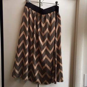 LuLaRoe 2XL Lola